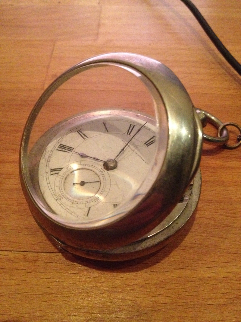 Illustration for article titled Old watch.